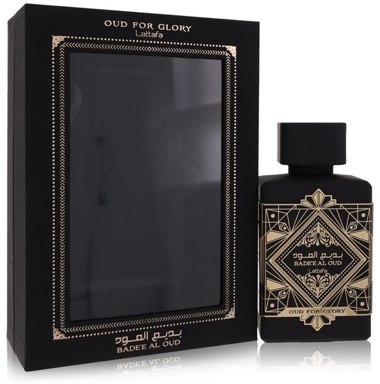 Zwarte Lattafa "Oud For Glory" "Badee Al Oud" Eau de Parfum fles en doos met gouden geometrisch design.