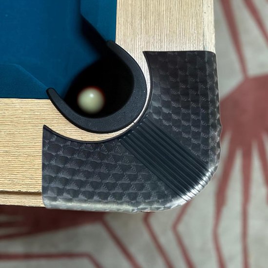 Biljarttafel Hoekbeschermer - Tafelhoek reparatie - Tafel beschermen - Visschubben design - 2 stuks - Zwart/Bruin — afbeelding 3