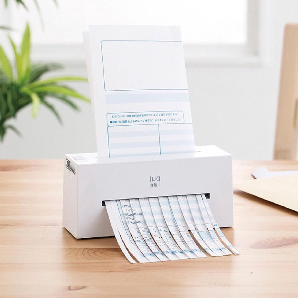 Papiervernietiger - Mini snijder - Privacy beschermen - Batterij-aangedreven - A5 formaat - Wit