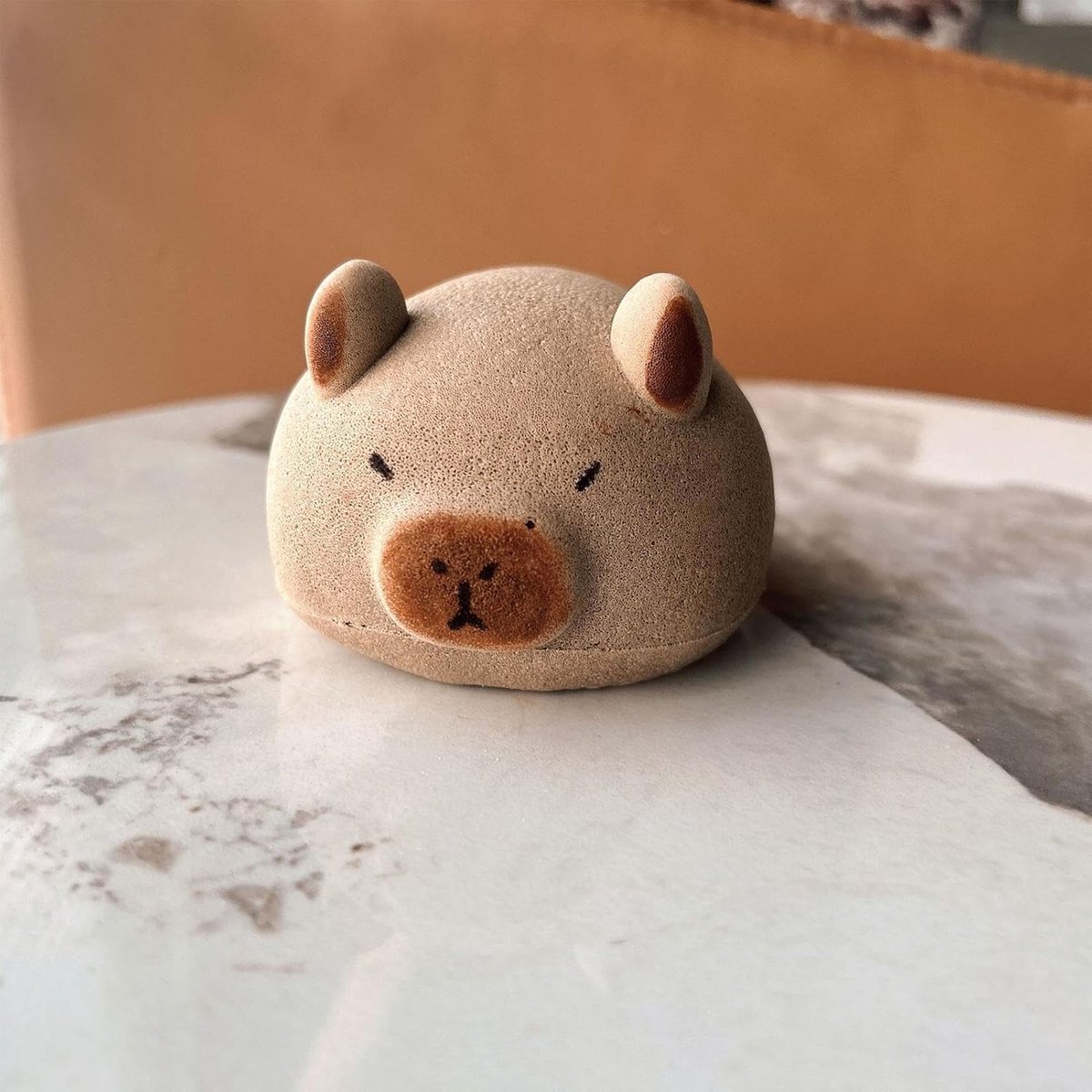 Capybara Douche Spons - Bad Sponsbal - Huid Reinigen - Schattig Vormgegeven - 12.5x10 cm - Grijs