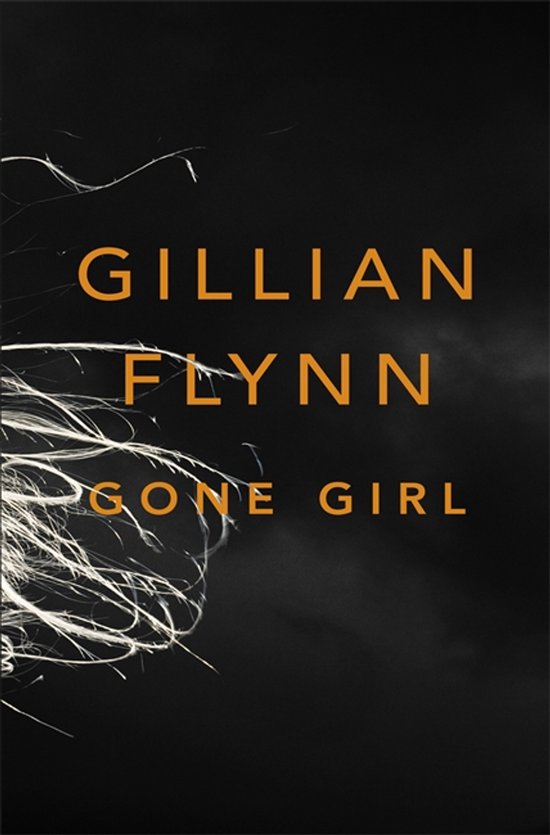 Couverture du livre 'Gone Girl' avec le titre en lettres orange sur fond noir avec des fils blancs.