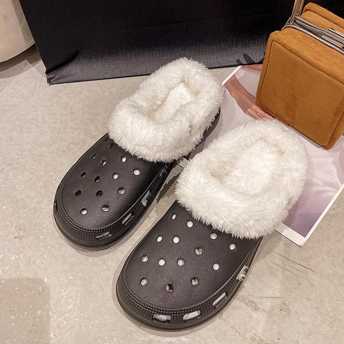 SPHProducts - Vervangende Inlegzolen - Warm en Comfortabel - Witte Bontvoering - Geschikt voor Crocs - Ideaal voor Dagelijks Gebruik - Verhoogt Comfor