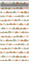 ESTAhome behang grafisch motief zacht roze, warm oranje en mintgroen - 139267 - 0,53 x 10,05 m