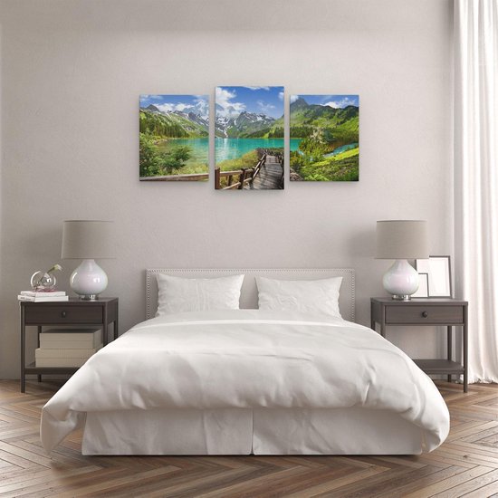 Artaza Canvas Schilderij Drieluik Pad Naar Een Helder Blauw Meer In De Bergen - 120x60 cm - Wanddecoratie Woonkamer - Schilderijen - Muurdecoratie