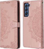 iMoshion Hoesje Geschikt voor Samsung Galaxy S21 FE Hoesje Met Pasjeshouder - iMoshion Mandala Bookcase - Rosé Goud