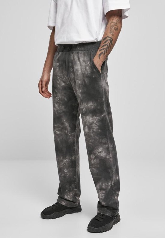 URBAN CLASSICS Joggingbroek met cargozakken in effen design in beige URBAN CLASSICS Joggingbroek met cargozakken in effen design in beige