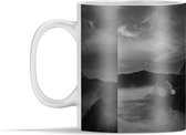 Mok - Bromo bij zonsopgang in Indonesië - zwart wit - 350 ml - Beker