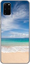 Geschikt voor Samsung Galaxy S20 Plus hoesje - Een tropisch strand op Hawaii waar de golven aanspoelen op - Siliconen Telefoonhoesje