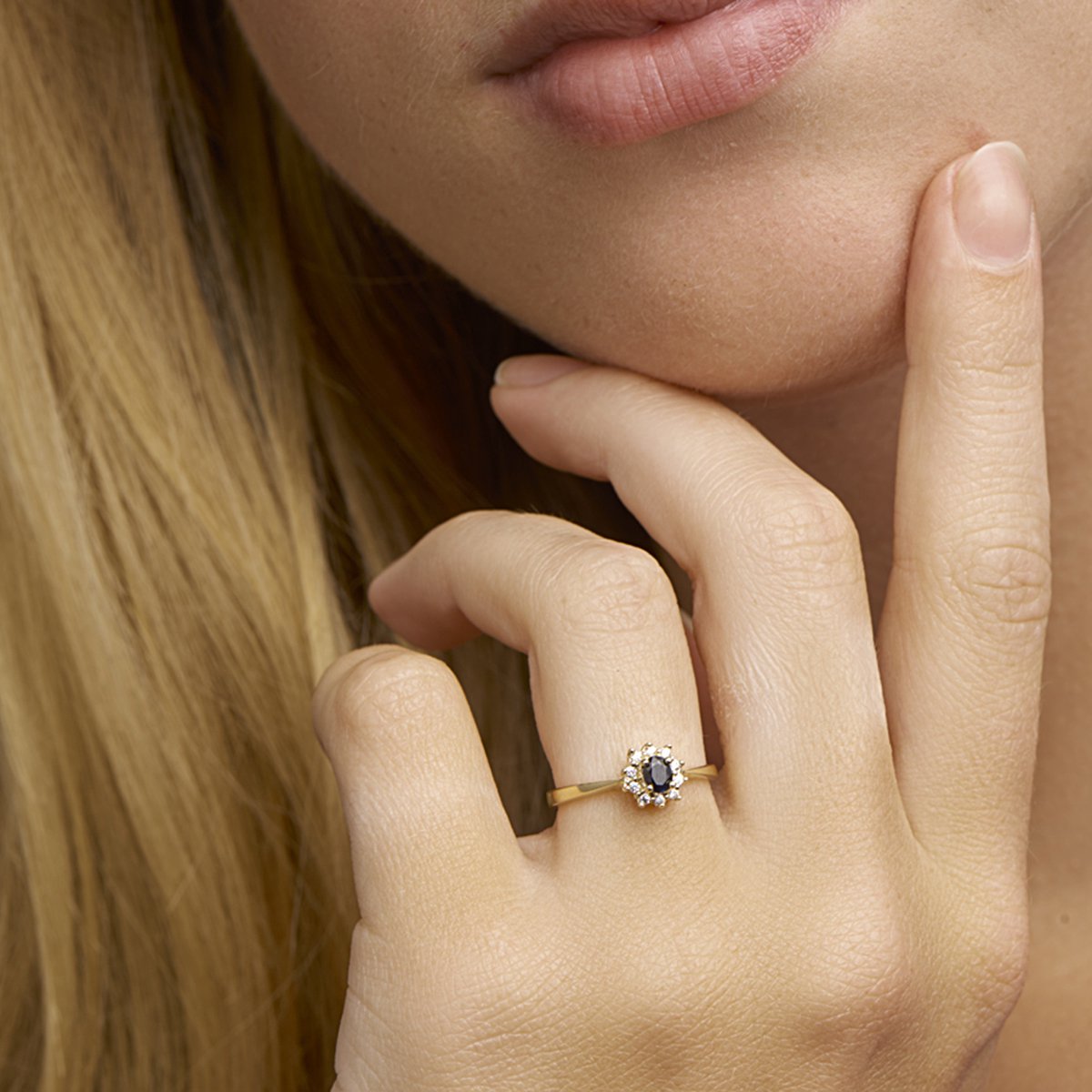 Ring Saffier En Zirkonia Halo