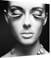 Vrouw met grote wimpers zwart wit - Foto op Dibond - 80 x 80 cm