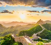 Zonsopkomst bij de eeuwenoude Grote Muur van China - Fotobehang (in banen) - 250 x 260 cm