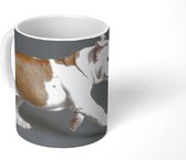 Mok - Buldog puppy in actie - 350 ML - Beker