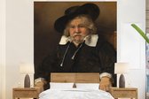Behang - Fotobehang een oude man - Rembrandt van Rijn - Breedte 225 cm x hoogte 280 cm