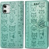 Mobiq Embossed Animal Wallet Hoesje iPhone 12 Pro Max - Vrolijke hoes met dieren patroon | Book case met sluiting | Vakje voor pasjes pashouder | Apple iPhone 12 Pro Max 6.7 inch h