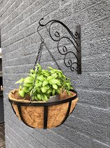 Wandhaak metaal met hangmand voor een mooie plant of tuinkruiden.