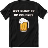 Wat Rijmt Er Op Vrijdag? T-Shirt | Bier Kleding | Feest | Drank | Grappig Verjaardag Cadeau | - Zwart - 3XL