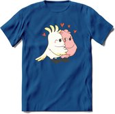 Lovebirds - Valentijn T-Shirt | Grappig Valentijnsdag Cadeautje voor Hem en Haar | Dames - Heren - Unisex | Kleding Cadeau | - Donker Blauw - S