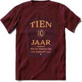 10 Jaar Legendarisch Gerijpt T-Shirt | Royal Blue - Ivoor | Grappig Verjaardag en Feest Cadeau Shirt | Dames - Heren - Unisex | Tshirt Kleding Kado | - Burgundy - S