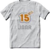 15 Jaar Feest T-Shirt | Goud - Zilver | Grappig Verjaardag Cadeau Shirt | Dames - Heren - Unisex | Tshirt Kleding Kado | - Licht Grijs - Gemaleerd - XL