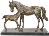 Bronzen sculptuur - Paard met veulen - Dieren beelden - 32,7 cm hoog