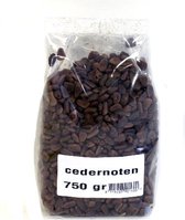 CEDERNOTEN 750GR