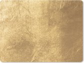 Muismat Groot - Lichtval op een gouden muur - 40x30 cm - Mousepad - Muismat
