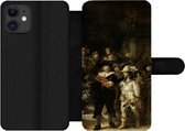 Bookcase Geschikt voor iPhone 12 Pro telefoonhoesje - Nachtwacht - Rembrandt van Rijn - Kunst - Met vakjes - Wallet case met magneetsluiting
