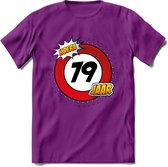 79 Jaar Hoera Verkeersbord T-Shirt | Grappig Verjaardag Cadeau | Dames - Heren | - Paars - L