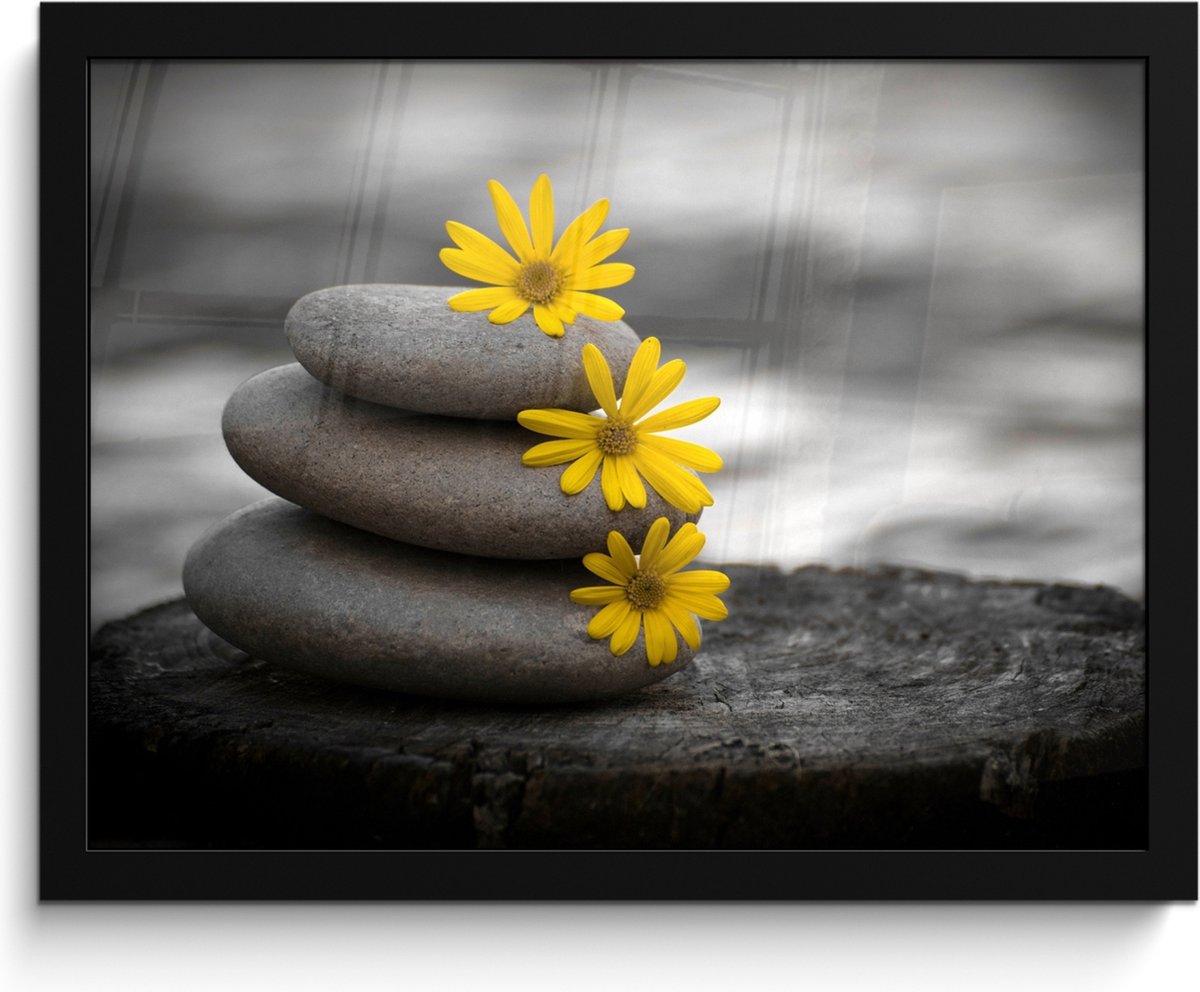 FrameYourWall Poster in lijst - Fotolijst 40x30 cm - Posters - Zen stenen - Bloemen - Geel - Natuur - Posterlijst zwart - Wanddecoratie badkamer - Muurdecoratie WC - Decoratieve accessoires - Toilet muur decoratie Stenen - Grijs
