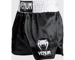 foto van Venum Classic Muay Thai Shorts Kickboks Broekjes Wit Zwart - L