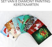Set van 8 DIY diamant schilderij kerstkaarten. Elke kaart is 18 cm lang en 13 cm breed wanneer gevouwen. Enveloppen niet inbegrepen.