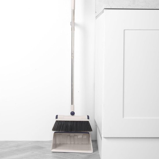 Deep Clean Long Handled Dustpan & Brush Set With Built-In Broom Comb - Scratch-Free Soft Bristles - For Hard Floors Wood Tile Laminate van TreeLen — afbeelding 2