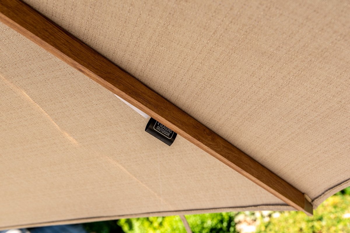 4 Seasons Outdoor Siesta Premium zweefparasol Ø350 cm - zand / houtlook frame