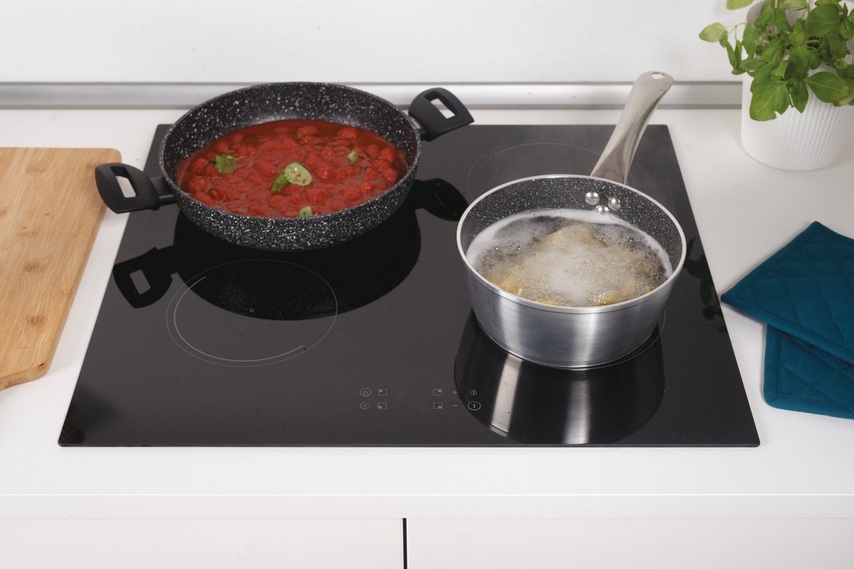 inductie kookplaat 60cm 4 branders 7200w zwart - candy - CI642C/E1