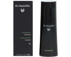 Dr. Hauschka Foundation 04 Hazelnut - Voor medium tot licht donkere huidskleur