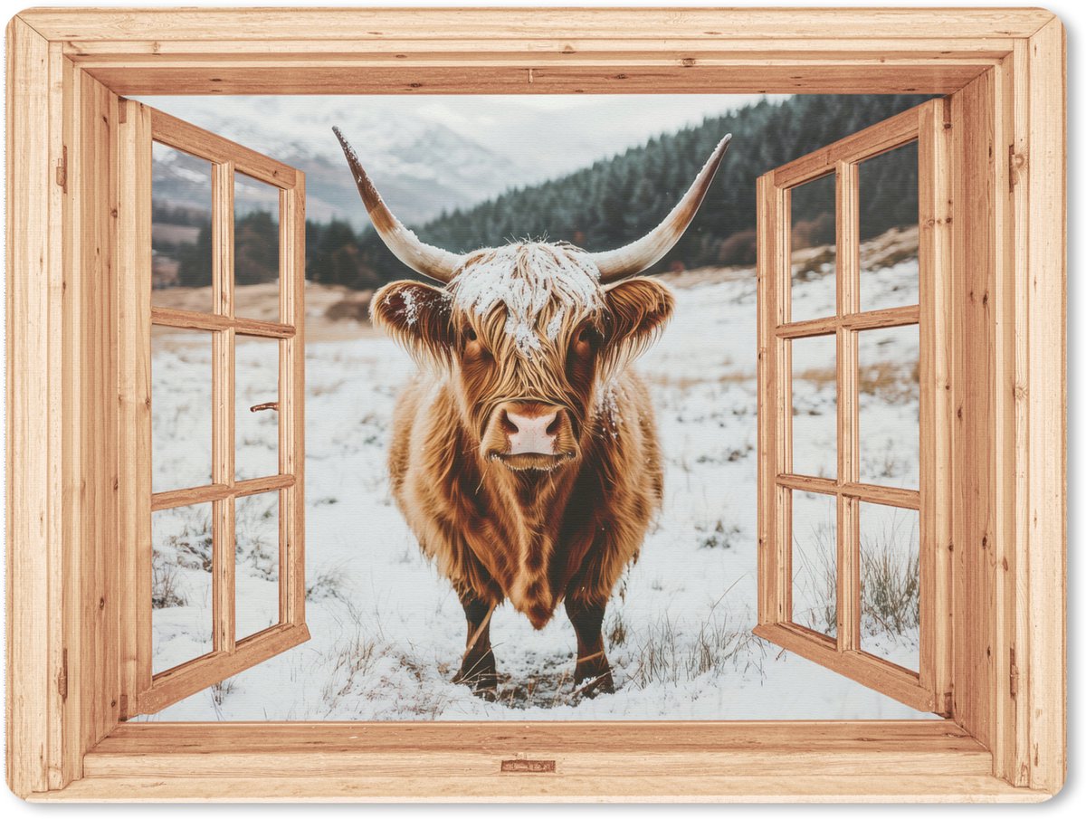 Muismat XXL 80x60 cm - Bureau onderlegger - Bureau mat Schotse Hooglander - Landschap - Landelijk - Bergen - Winter - Doorkijk - Bureaumat - Gaming mousepad xl - Bureaulegger groot - Computer deskmat