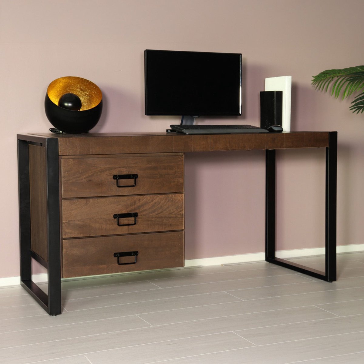 Lizzely Garden & Living Bureau Nicko 145cm walnoot bruin industrieel duurzaam massief mangohout