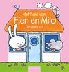 Voorzijde boek 'Het huis van Fien en Milo'. Een illustratie van een huis met een konijn en een muis in het raam. Titel 'Het huis van Fien en Milo' door Pauline Oud.