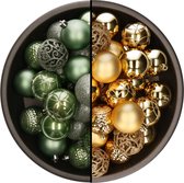 Bellatio Decorations Kerstballen mix - 74-delig - salie groen en goudkleurig - 6 cm - kunststof