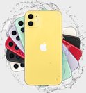 Gele iPhone 11 omringd door andere kleuren iPhones in een water splash.