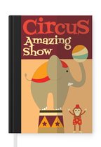 Notitieboek - Schrijfboek - "Circus" met olifant en aap op een roodachtige achtergrond - Notitieboekje klein - A5 formaat - Schrijfblok