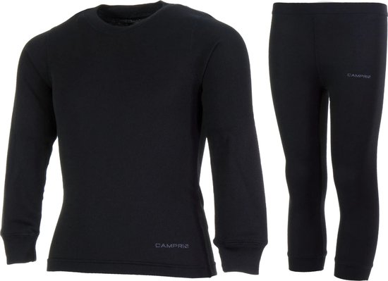 Zwart Campri thermoshirt en thermobroek met CAMPRI logo's.