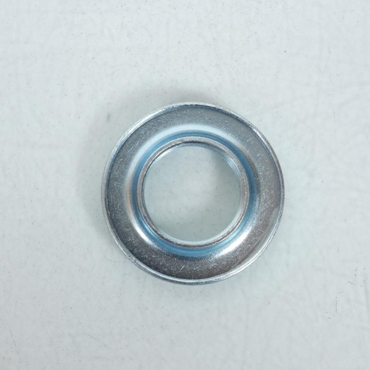 Écrou rond cuvette roulement de direction pour mobylette MBK 51 NM7234111000