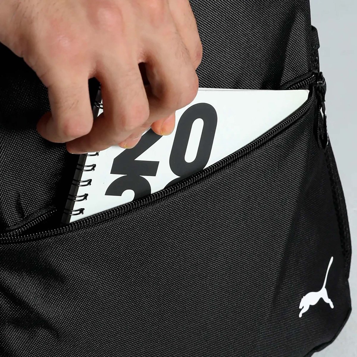 PUMA teamGOAL Backpack - sport rugtas met U-rits en mesh zakken