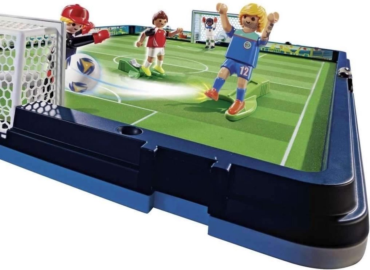 Playmobil Sports et Action 70244 Grand terrain de football transportable -  Playmobil - Achat & prix