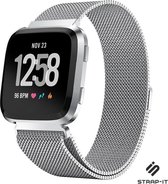 Milanees Smartwatch bandje - Geschikt voor Fitbit Versa / Versa 2 Milanese band - zilver - Strap-it Horlogeband / Polsband / Armband - Maat: Maat S