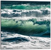 Dibond - Golven in de Zee - 50x50cm Foto op Aluminium (Met Ophangsysteem)