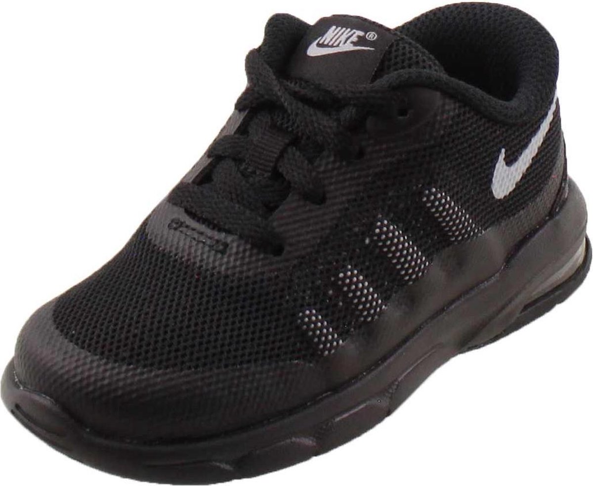Nike air max invigor in de kleur grijs.