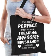 Freaking awesome husband / geweldige echtgenoot cadeau tas zwart voor dames - kado tas / tasje / shopper