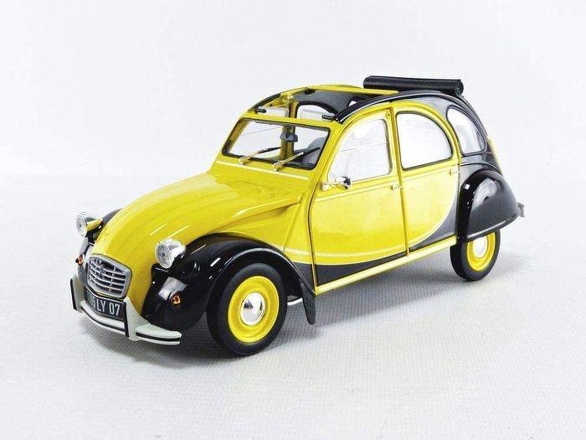 Maquette voiture Citroën 2CV Charleston Jaune 1982 SOLIDO : l'unité à Prix  Carrefour